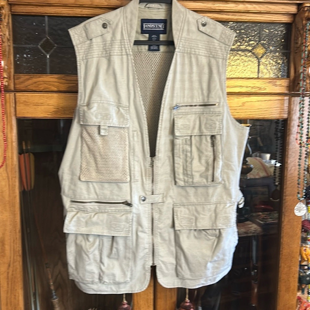 Lands’ End men’s hiking / travel vest